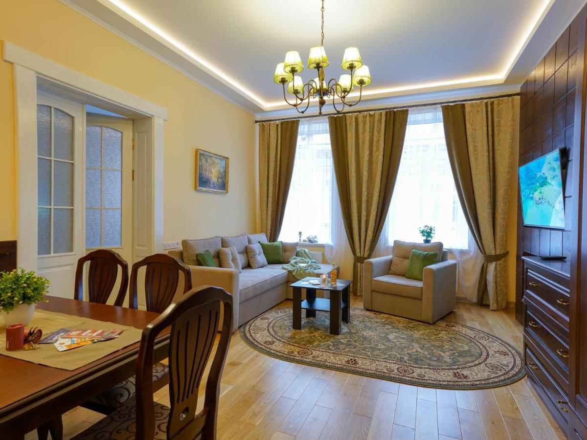 Lviv Suites at Shopena st. 4 Exteriör bild